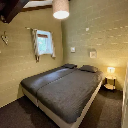 Le Vieux Sart 6 Coo -